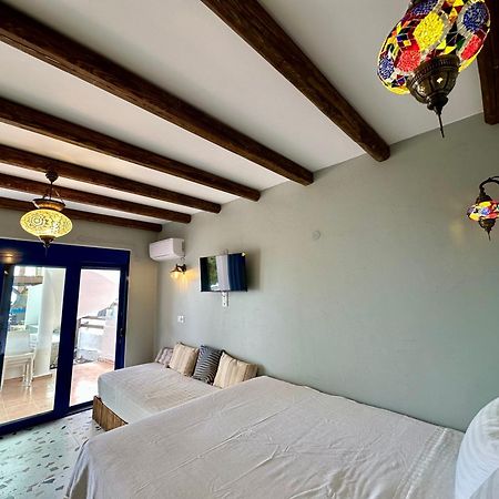 George Suites Stegna อาร์คานเยโลส ภายนอก รูปภาพ