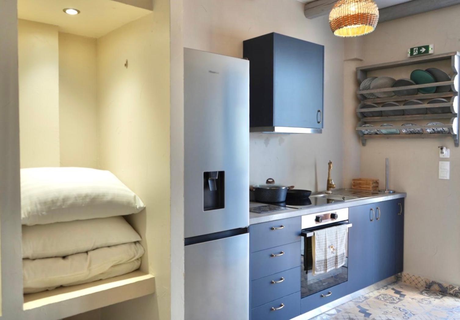 George Suites Stegna อาร์คานเยโลส ภายนอก รูปภาพ